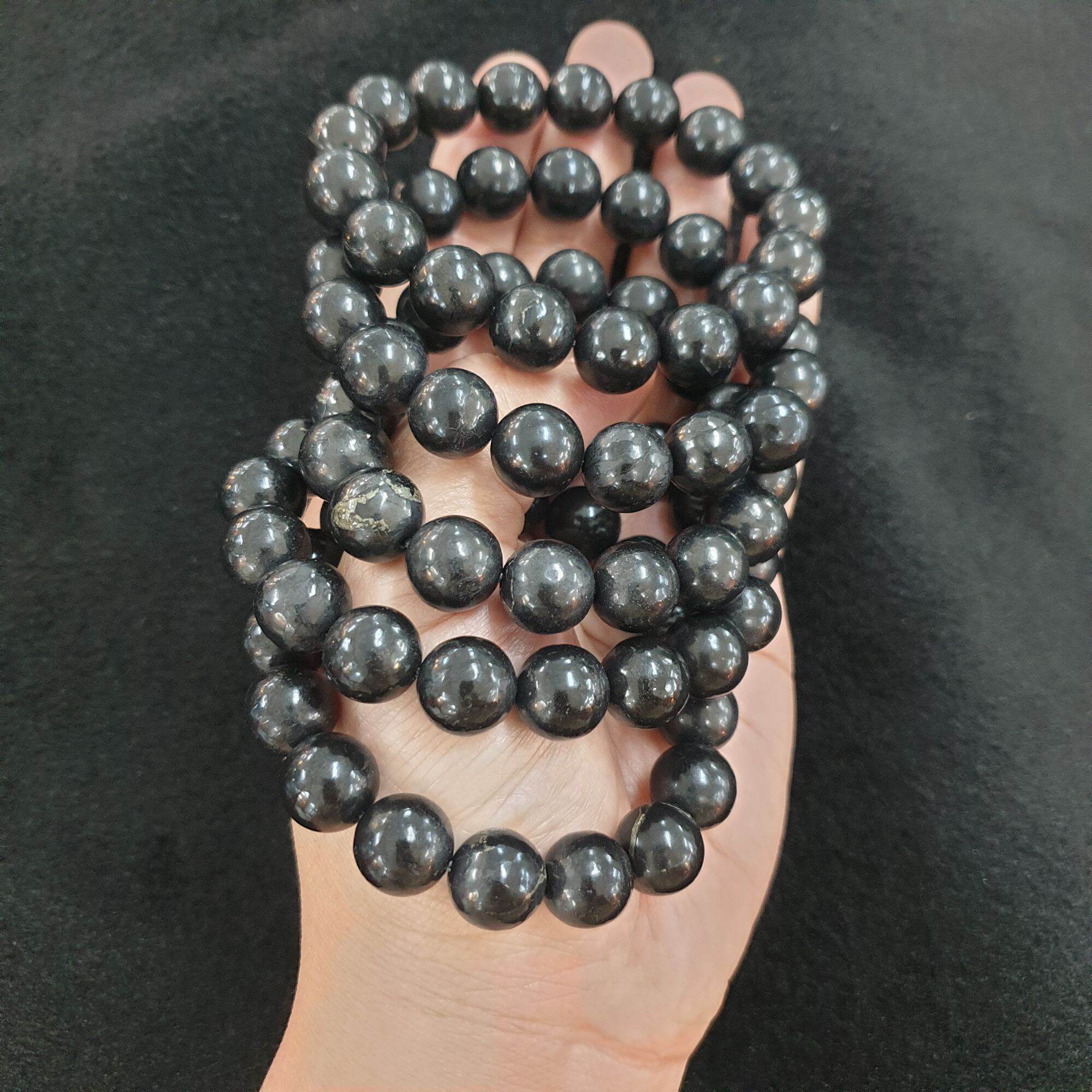 กำไลข้อมือหินชุนไก๊ด เส้นละ1,200/12มิล ชุนไกท์(Shungite) ชุนไก๊ด