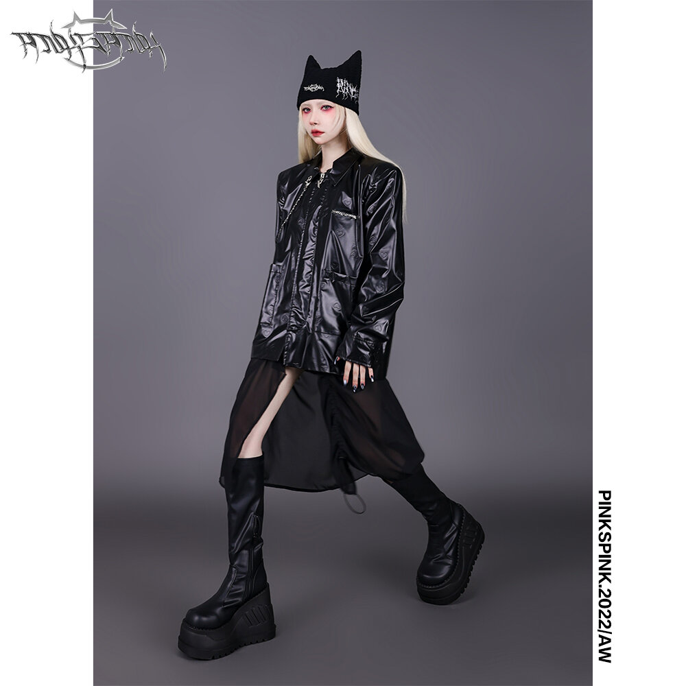 Inkspink โลโก้โลหะแบบออริจินัลลายนูนรูปหัวใจโซ่แขวนผ้าตาข่ายแบบแยกได้บนล่างและล่างเสื้อแจ็กเก็ตหนังแบบยาวและสั้น ราคา  3,495 บาท*ส่งฟรี