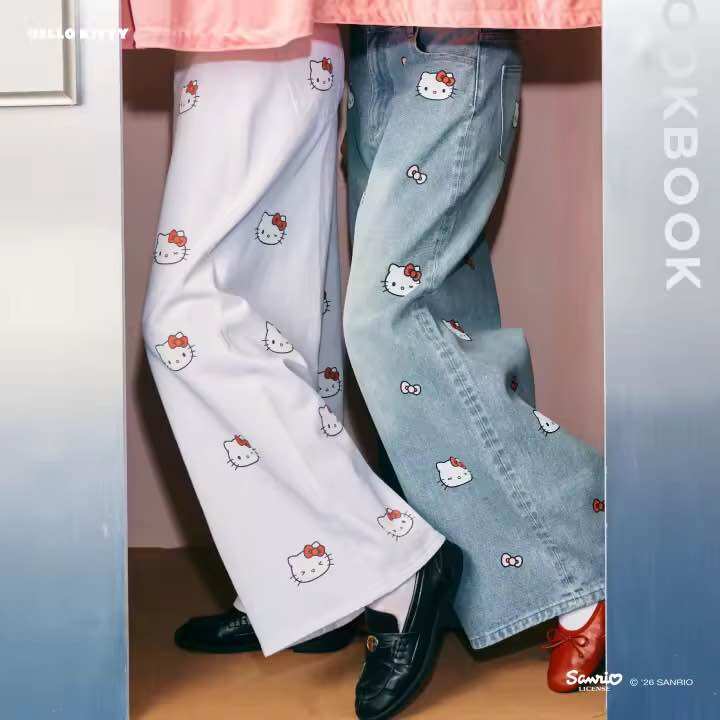 💙🤍พร้อมส่ง🤍💙กางเกงยีนส์แบรน Lookbook X Kitty💙รุ่นใหม่ ใส่สวย สบาย📸ถ่ายรูปสวย ราคา 5,890 บาท*ส่งฟรี