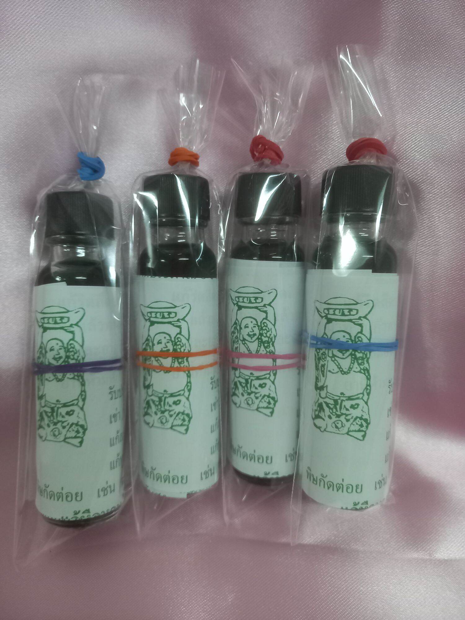Paiyim Oil Paiyim Green Oil Set of 4 Bottles 215 Baht Herbal Green Oil Relaxing Oil Fragrant Flower Massage Oil, Green Oil, Foot Massage Oil # Genuine # Cheap Price # Fast Delivery # The Product Has a Warranty from the Seller. ราคา 215 บาท*ส่งฟรี
