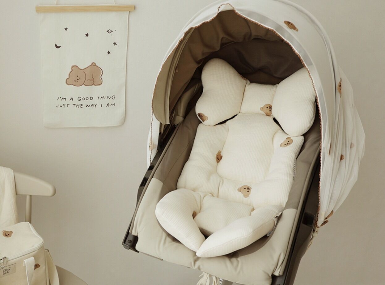 Embroidery Stroller Liner Seat เบาะรองนั่งรถเข็นเด็กหรือคาร์ซีท ราคา 2,690 บาท*ส่งฟรี
