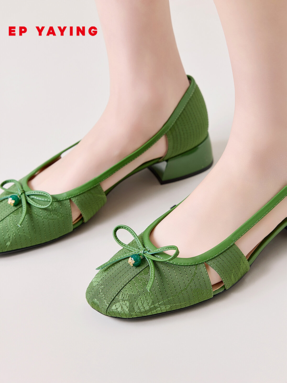 [EP YAYING | Chinese Style Ballet-Style Flat Shoe,EP YAYING | Chinese Style Ballet-Style Flat Shoe,] ราคา 8,254 บาท*ส่งฟรี