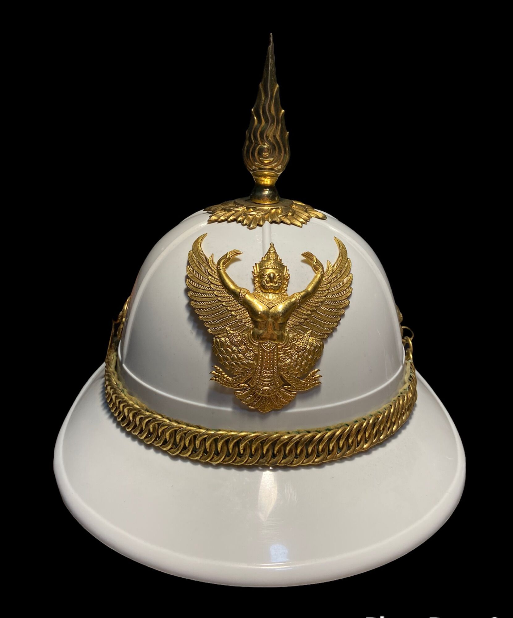 หมวกยอด ทหารมหาดเล็ก หน้า”พระครุฑพ่าห์”ในสังกัดหน่วยกรมทหาร รักษา ...