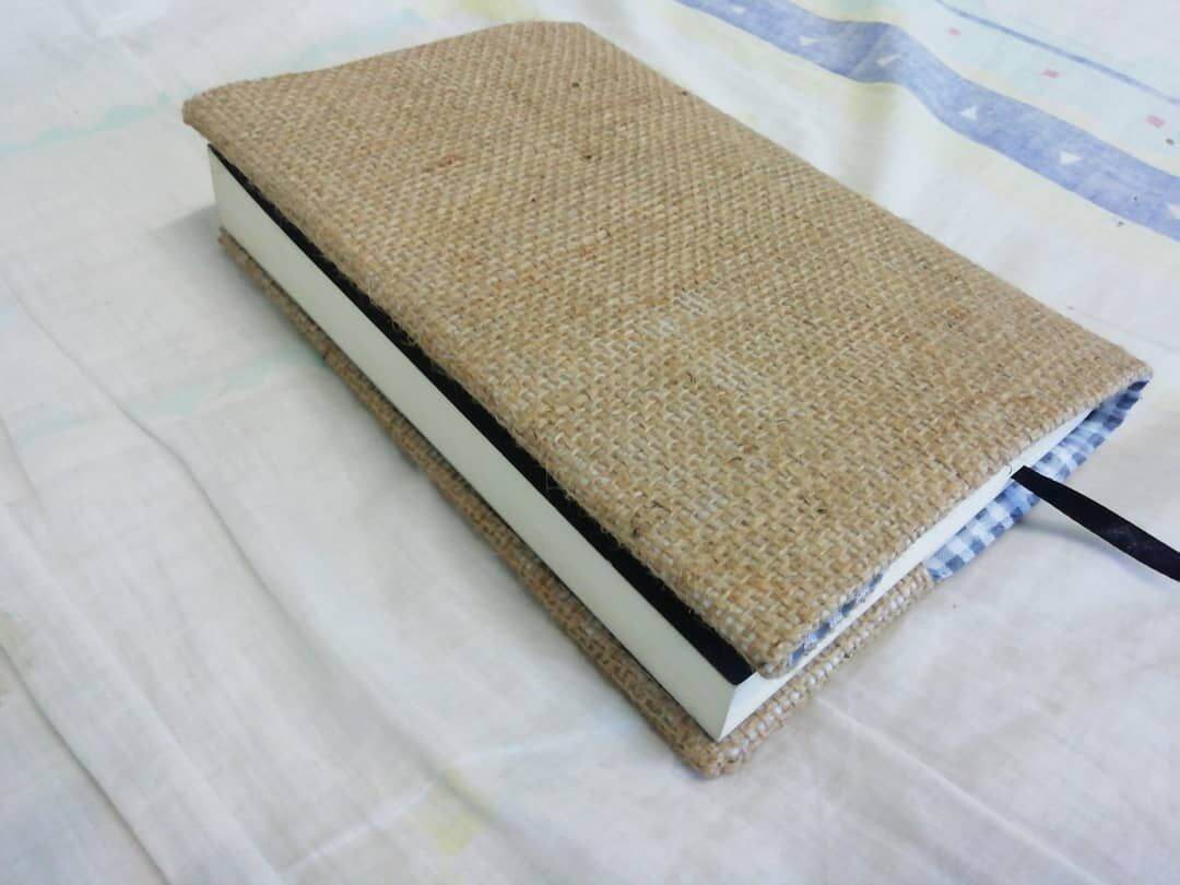 [สั่งทำ]​ปกหนังสือผ้ากระสอบ