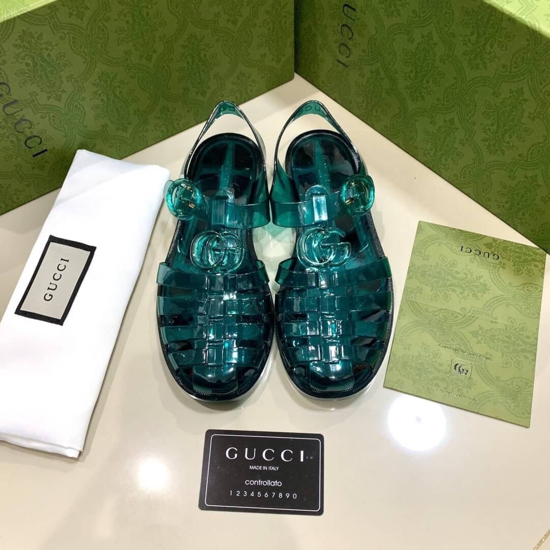 รองเท้าแตะ กุชชี่ WOMEN’S SANDAL WITH DOUBLE G Lazada.co.th