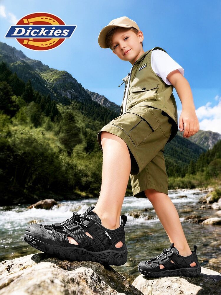 รีวิวรองเท้าแตะ Dickies Outdoor Sandals 2026: คู่เดียวจบสำหรับลุคสายลุยหน้าร้อน