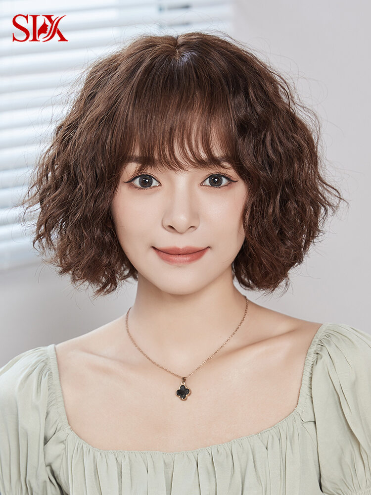 SIX | Short Real Hair Natural Curl Wig ราคา 2,444 บาท*ส่งฟรี