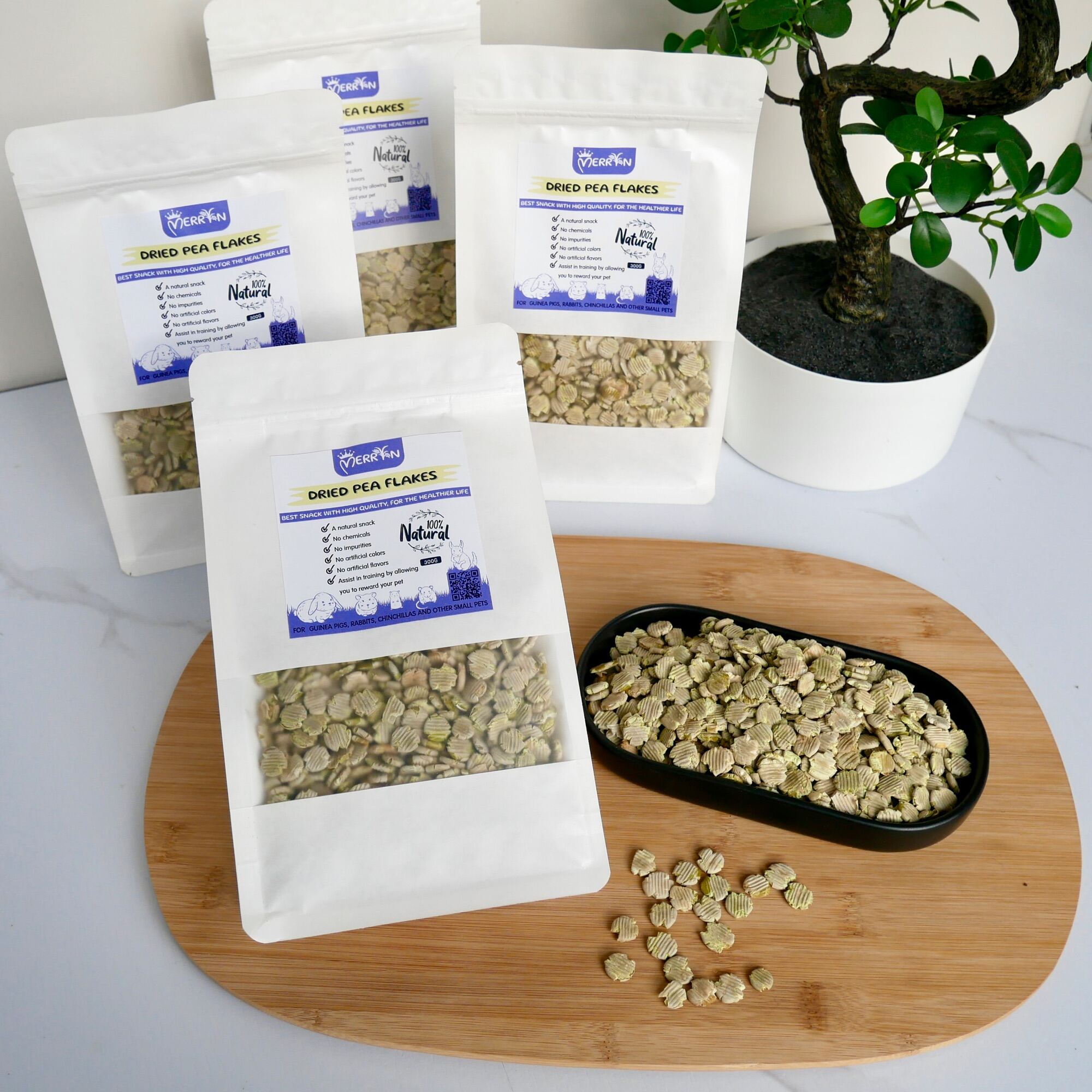 ถั่วลันเตาอบแห้งสำหรับสัตว์ฟันแทะ Dried Pea Flakes by Merryn (300G