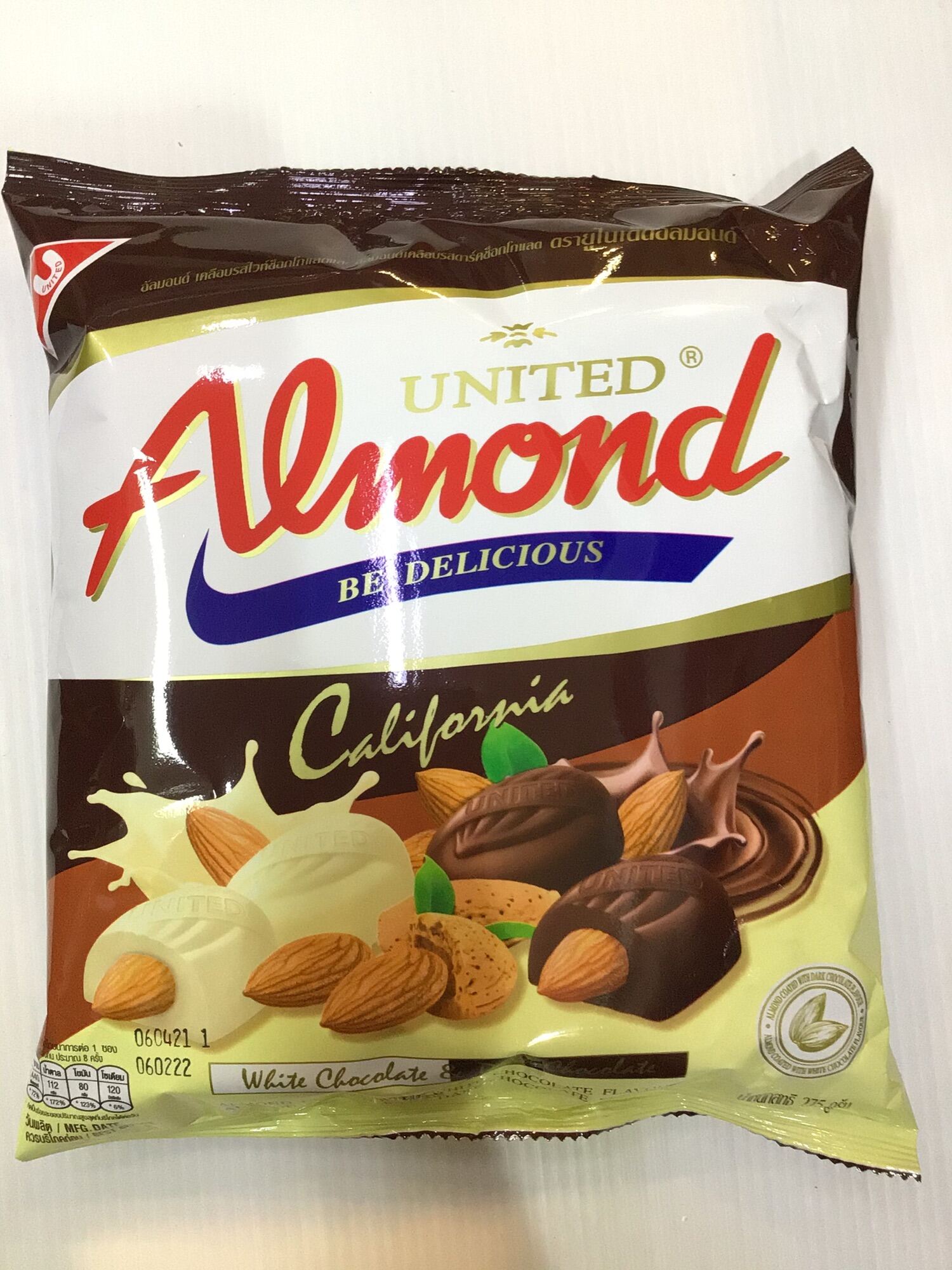 🌰United​ Almond​ chocolate​ขนาด​275​🌰รส​ white&dark