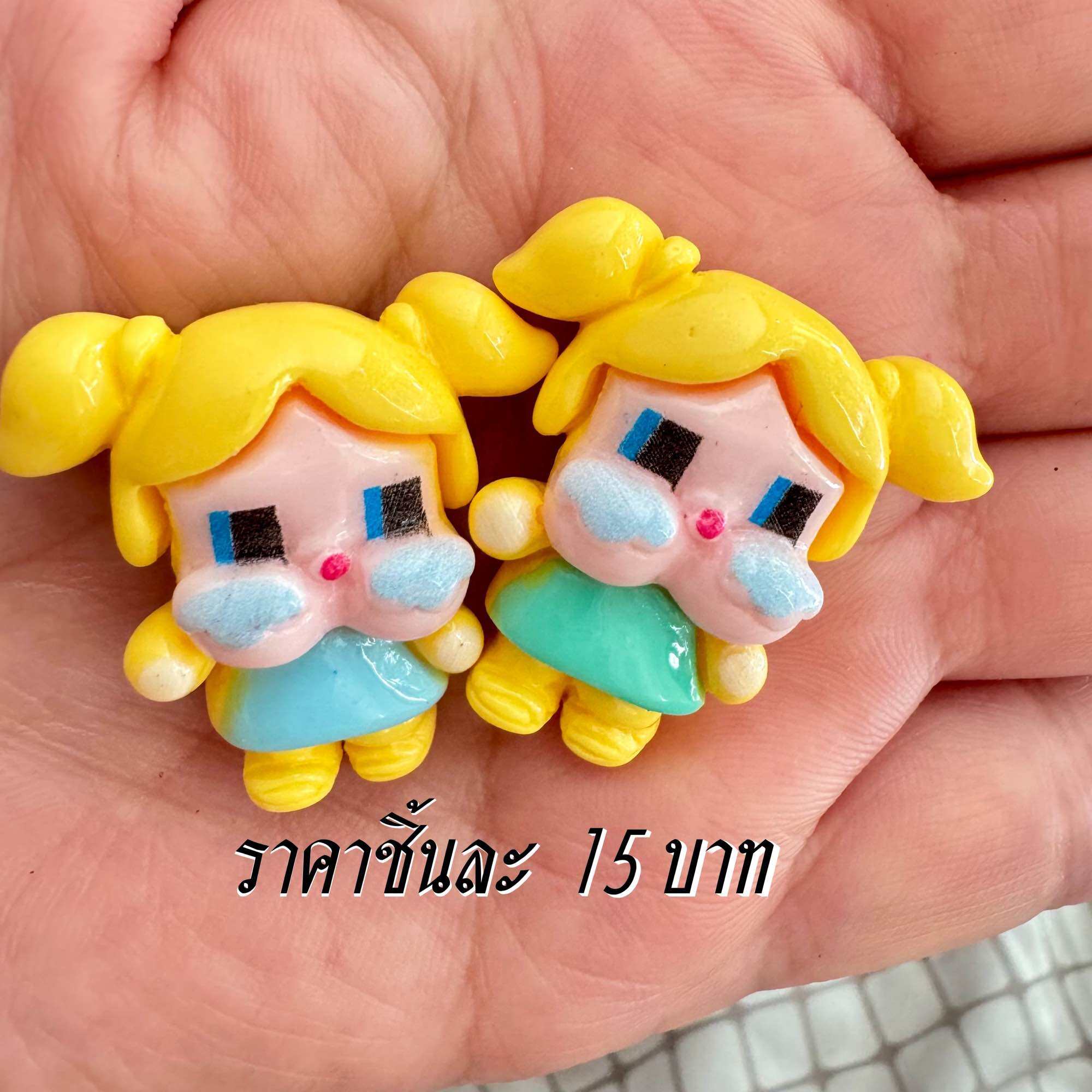 Jibbitz ตัวติดรองเท้า Crocs แบบมีรูชุด “ Cry Baby 2 ”มาใหม่ พร้อมส่ง