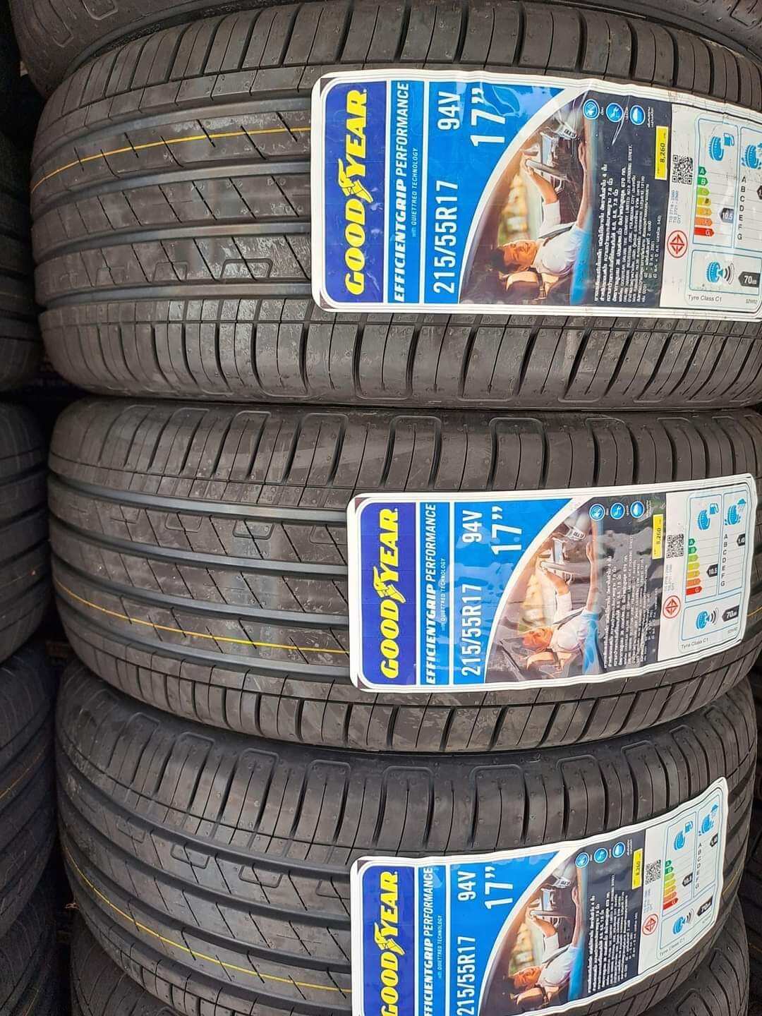 215/55R17 GOODYEAR EFFICIENTGRIP PERFORMANCE ปี22 (แพ็ค 4
