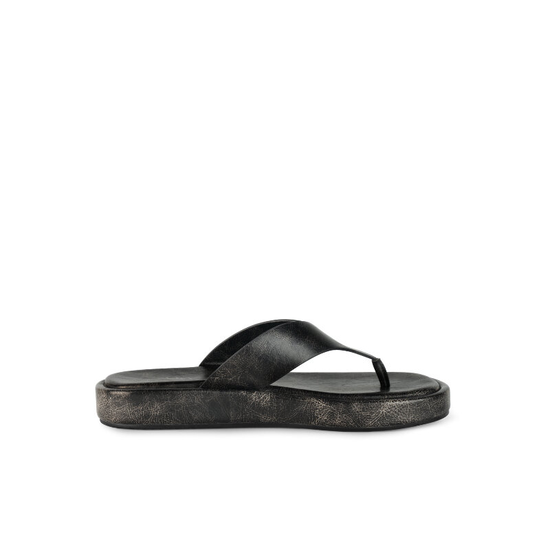injoy.life | Retro Outdoor Sandals with Thick Sole ราคา 3,866 บาท*ส่งฟรี