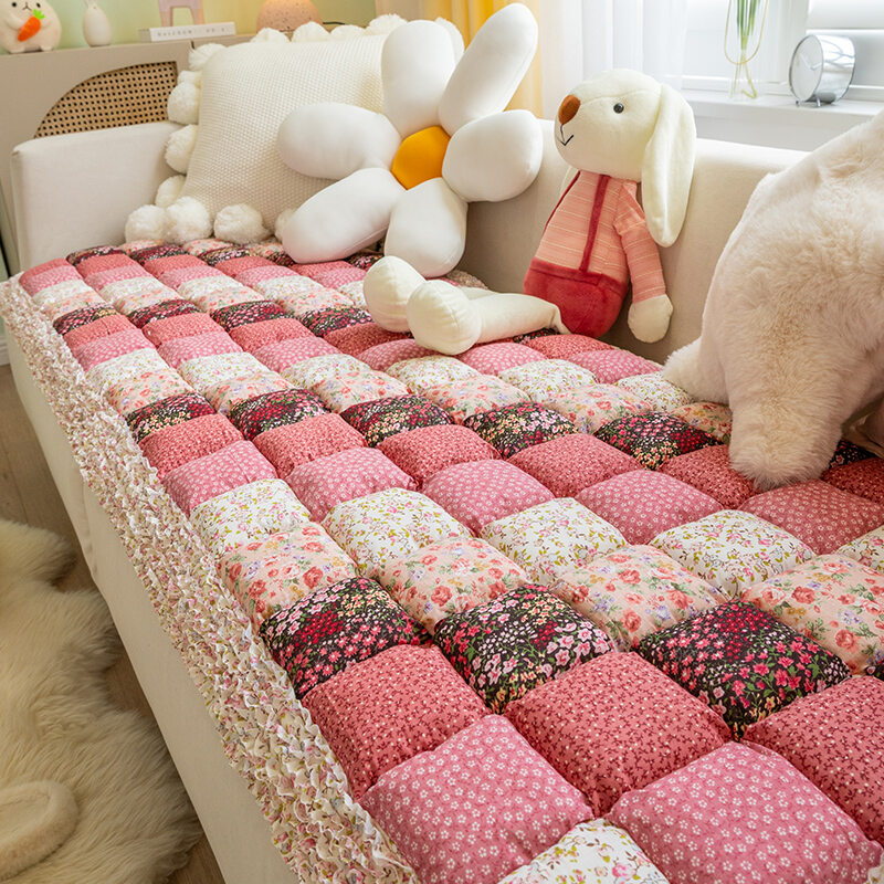 Snuggle Whiskers CP2805031CL Quilted Round Mat main image 0