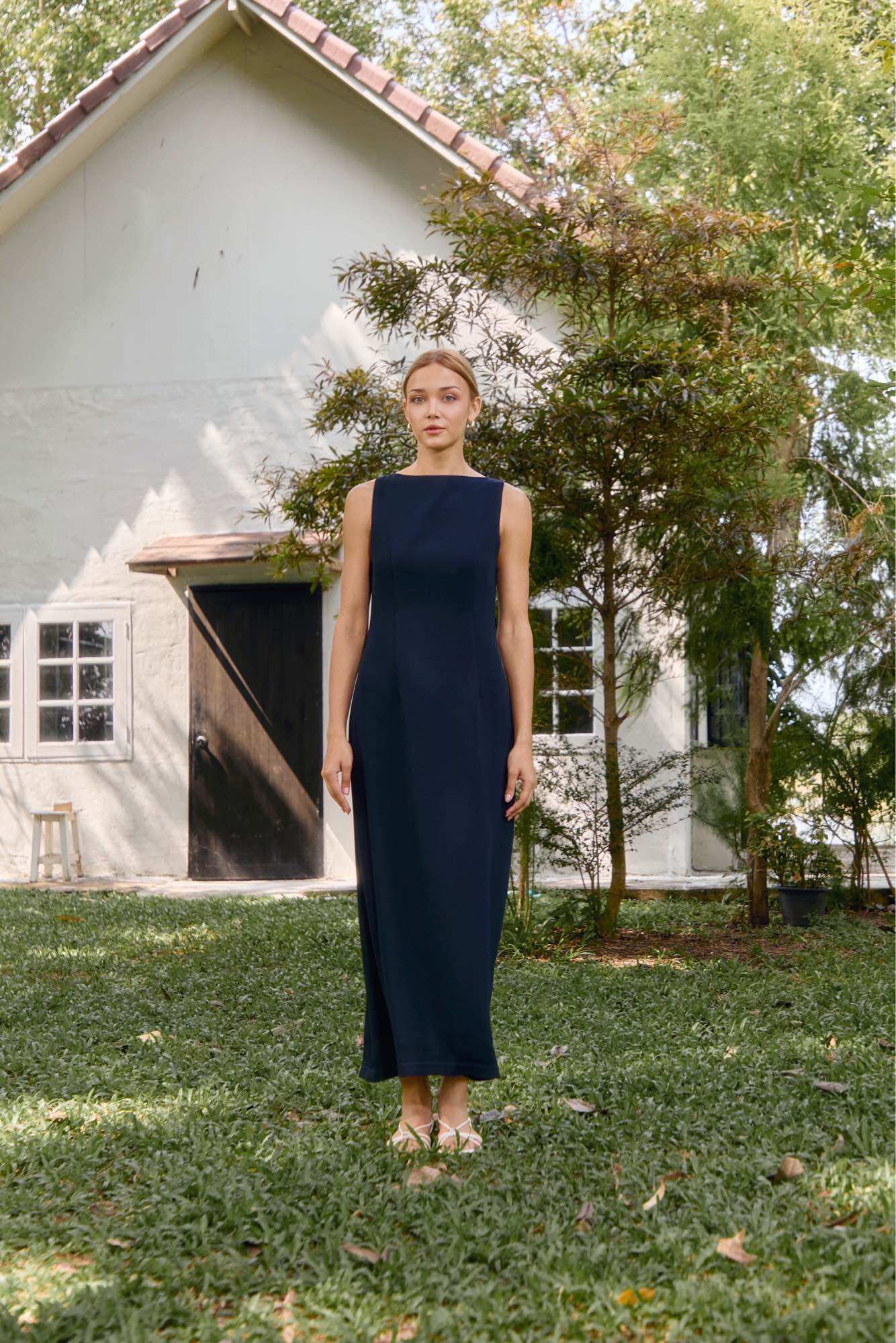 Hers Audrey Dress - Long Dress with Boat Neck. ราคา 1,412 บาท*ส่งฟรี