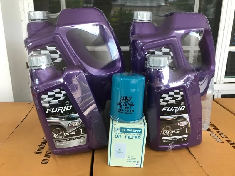 ราคาและรีวิวน้ำมันเครื่อง Furio บางจาก เบนซิน 10w-40 หรือ 5w-30 ขนาด 4 ลิตร แถม 1 ลิตร พร้อมกรองน้ำมันเครื่องยี่ห้อทั่วไป (เพิ่มเติมในibค่ะ)