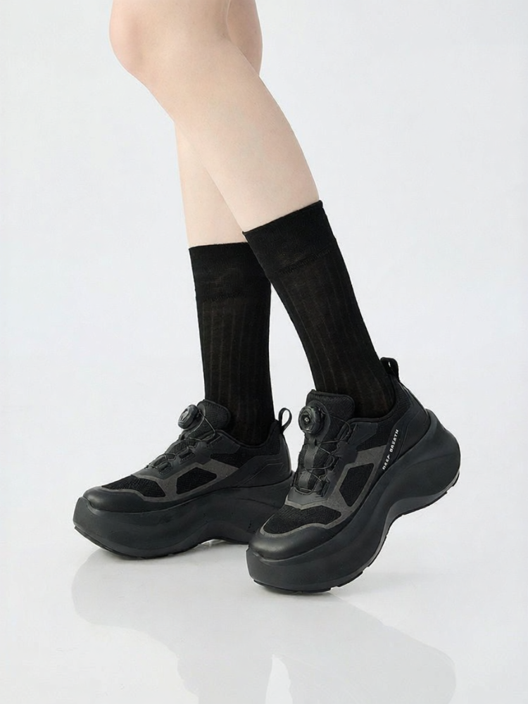 DEEP BREATH | Functionality Thick Sole Sneakers ราคา 3,612 บาท*ส่งฟรี
