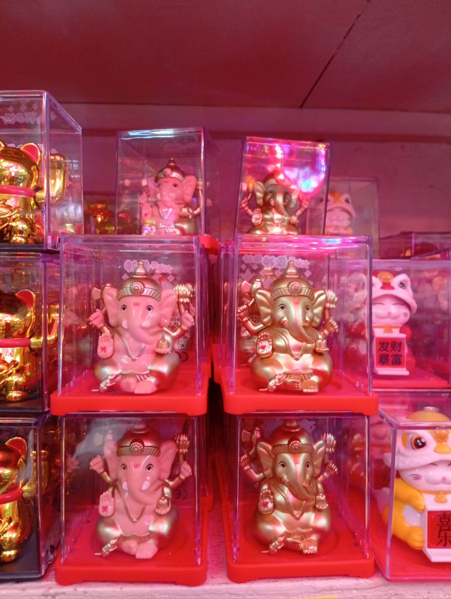 Ganesha Statue, 2 Inches Tall, Powered by Solar Cells. ราคา 69 บาท*ส่งฟรี