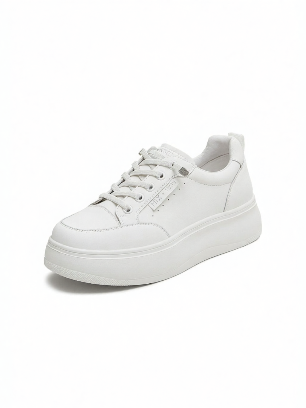 Teenmix | Casual Thick Sole Height-increasing White Sneakers ราคา 3,763 บาท*ส่งฟรี