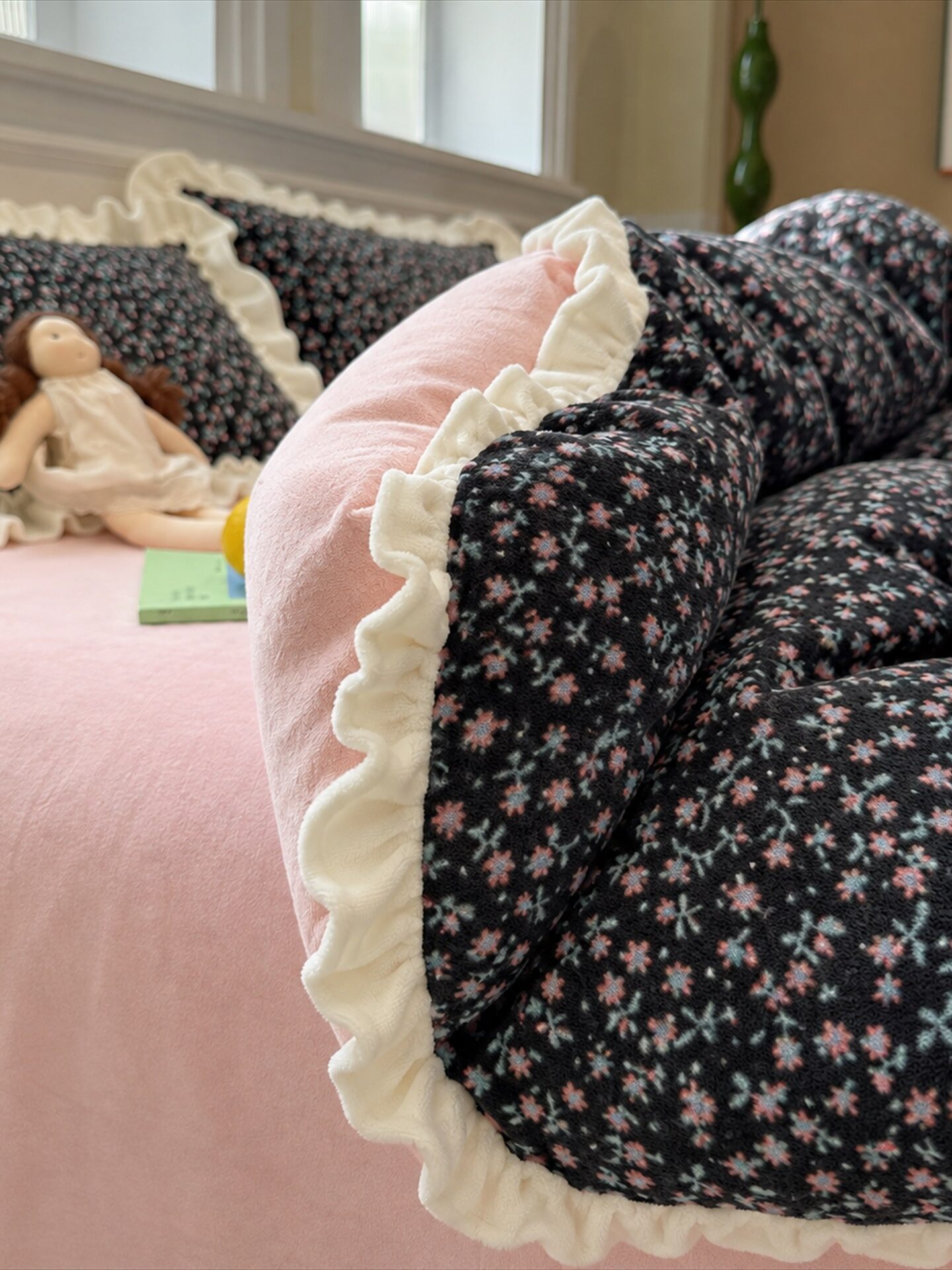 ชุดผ้าปูที่นอนและผ้านวมเกรดพรีเมียม MR.DANYE Girlish Floral Milk Velvet Coral Fleece ชุดอุ่นหนาฤดูหนาว