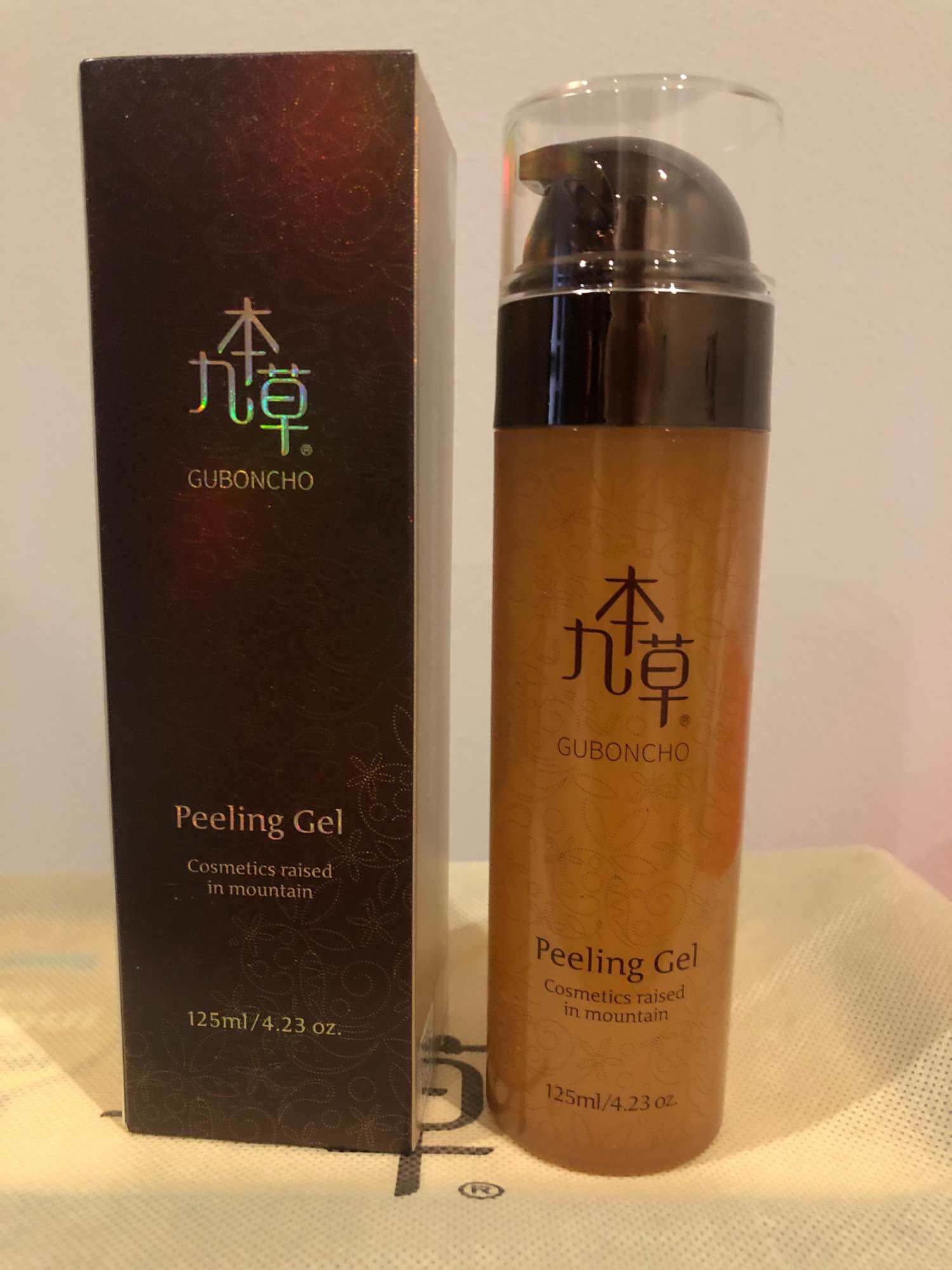 GUBONCHO Peeling Gel ไอเท็มลับที่ช่วยทำให้ผิวเนียนใส ขนาด 125 ml