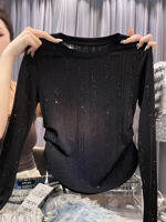 Loowmane|เสื้อยืดแขนยาวสไตล์สาวเผ็ด ประดับเลื่อมและคริสตัล