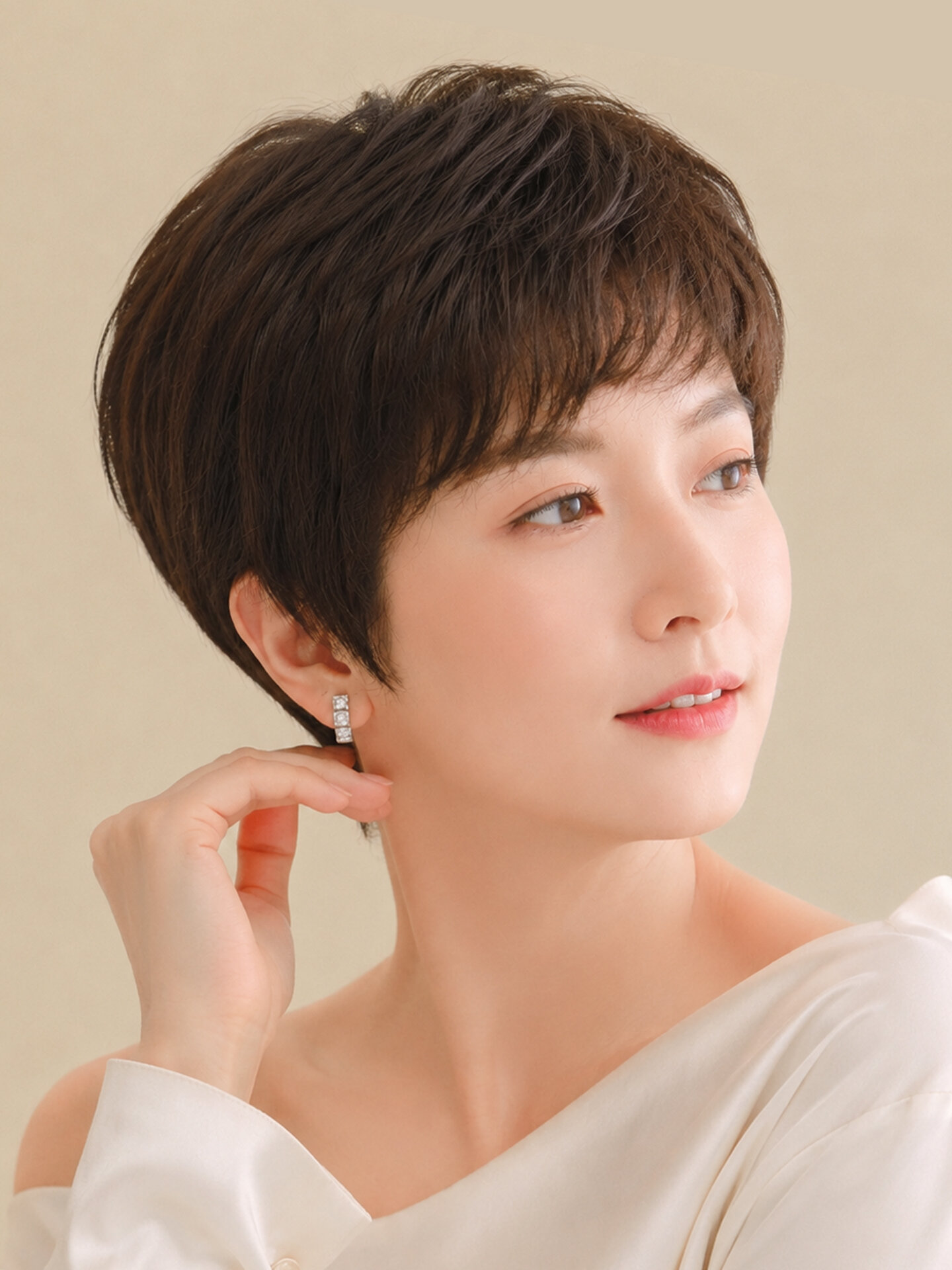 BAIMEI SILK | Short Straight Hair Full Wig for Elderly Women ราคา 3,934 บาท*ส่งฟรี