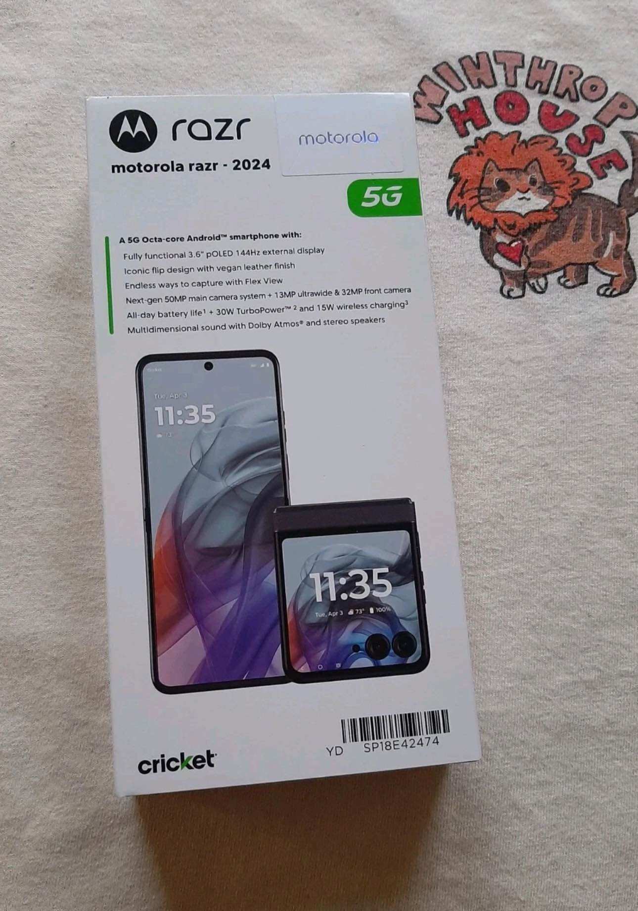 Motorola Razr+ Plus (2024) 256GB 5G 6.9" Smartphone - EXCELLENT ราคา 7,200 บาท*ส่งฟรี