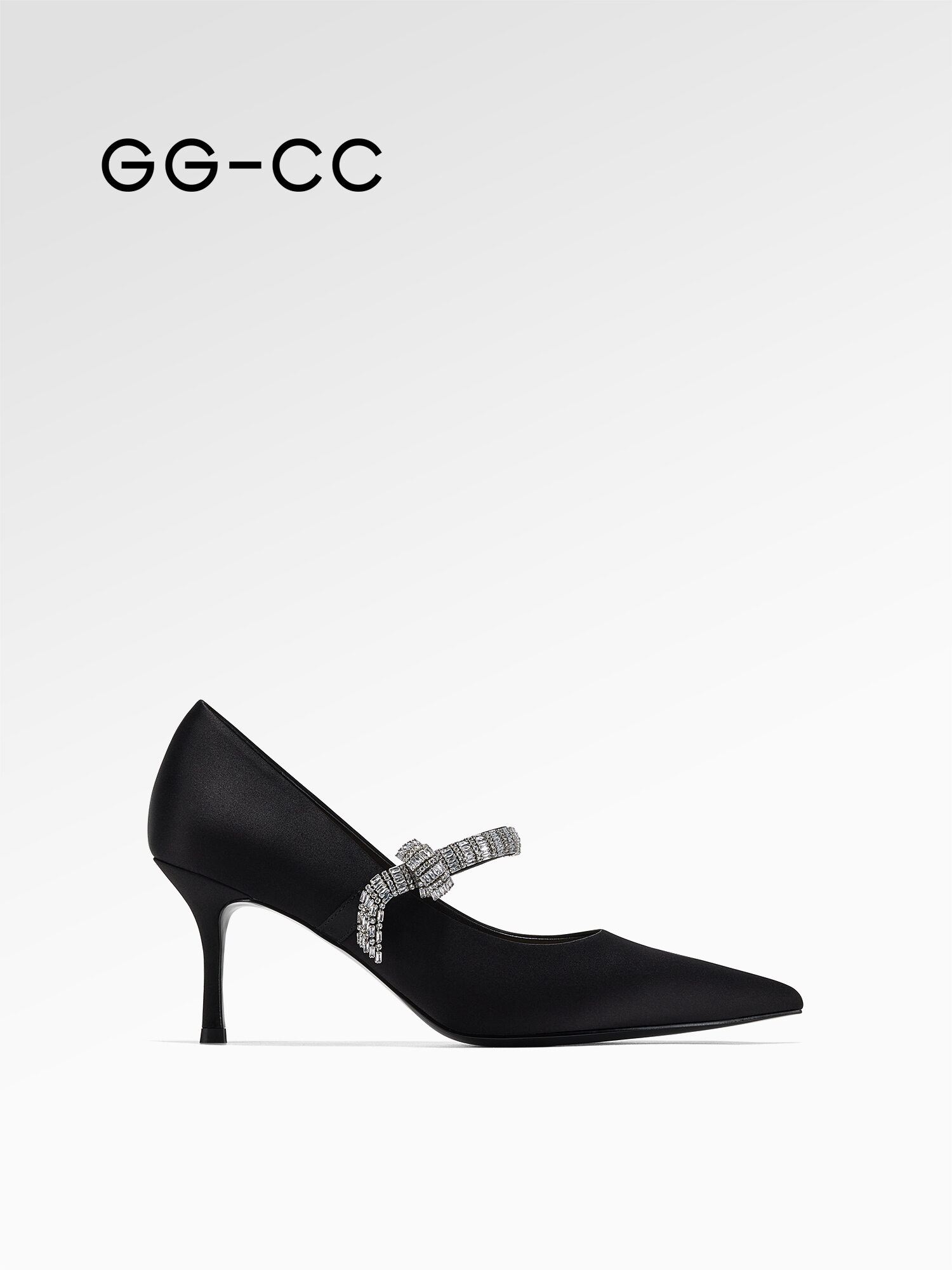 GG&CC | Elegant French Style Crystal High Heels Black ราคา 8,262 บาท*ส่งฟรี