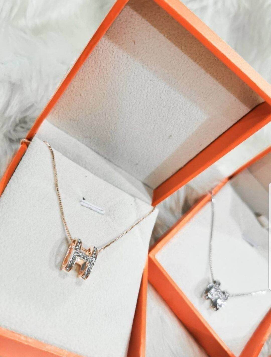 ⭐สร้อย Hermes เพชรวิ้งงง (h) รุ่นนี้รีวิว โคตรปัง ตัวเรือนโรเดี้ยมชุบ ...