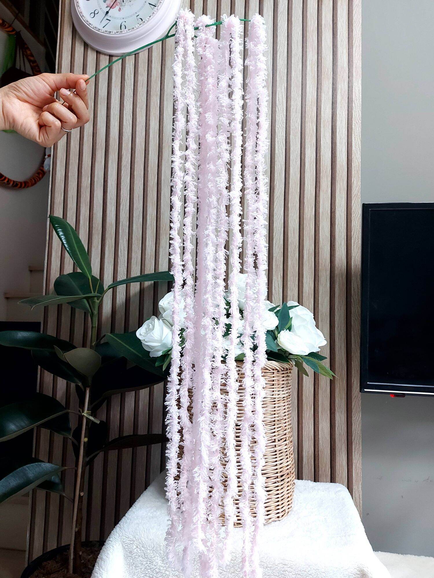 Fake Flowers, Spinach Flowers, 60cm Long, Artificial Flowers for Decorating Wedding Scenes. ราคา  35 บาท*ส่งฟรี