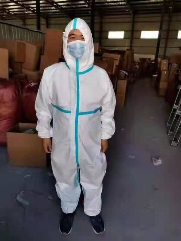 ชุด PPE แบบฮู่ฮั่น ป้องกันเชื ราคาเป็นราคาต่อชุดครับ ขั้นต่ำต้องสั่งอย่างน้อย20ชุดขึ้นไปนะค