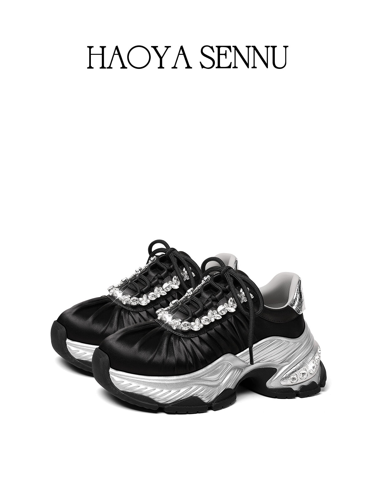 HAOYASENNU | New Thick Sole Designer Fashion Sneakers ราคา 8,797 บาท*ส่งฟรี