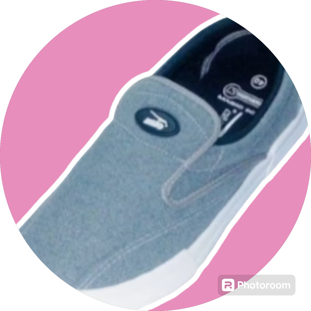 kitoรองเท้าผ้าใบสลิปออน์ยี่ห้อkitoกีโต้รุ่น0713size39-43 ราคา 270 บาท*ส่งฟรี