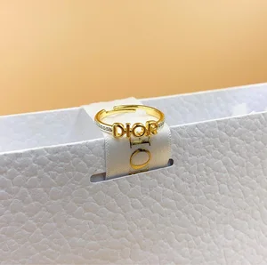 ภาพหน้าปกสินค้าแหวนfree size แหวนDiorปรับได้ตามขนาดนิ้ว ไม่ลอก ไม่ดำ 🚚บริการเก็บเงินปลายทาง ซึ่งคุณอาจชอบสินค้านี้