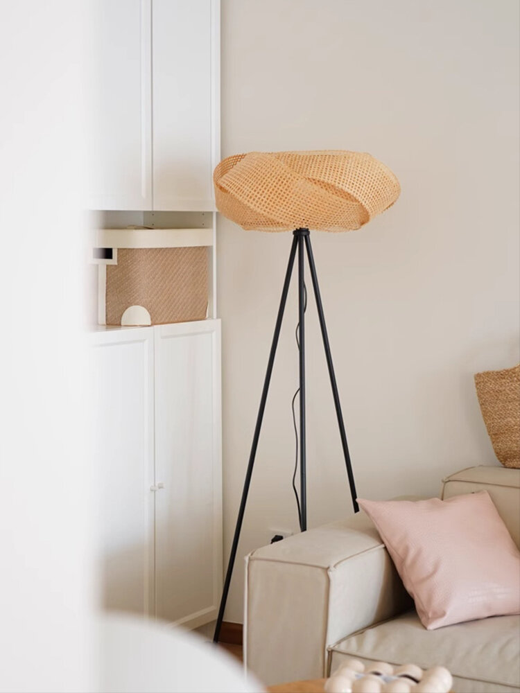 [GAOBIGEGE | Decorative LED Reading Lamp with Minimalist Retro Style and Geometric Bamboo Weaving,GAOBIGEGE | Decorative LED Reading Lamp with Minimalist Retro Style and Geometric Bamboo Weaving,] ราคา 3,875 บาท*ส่งฟรี