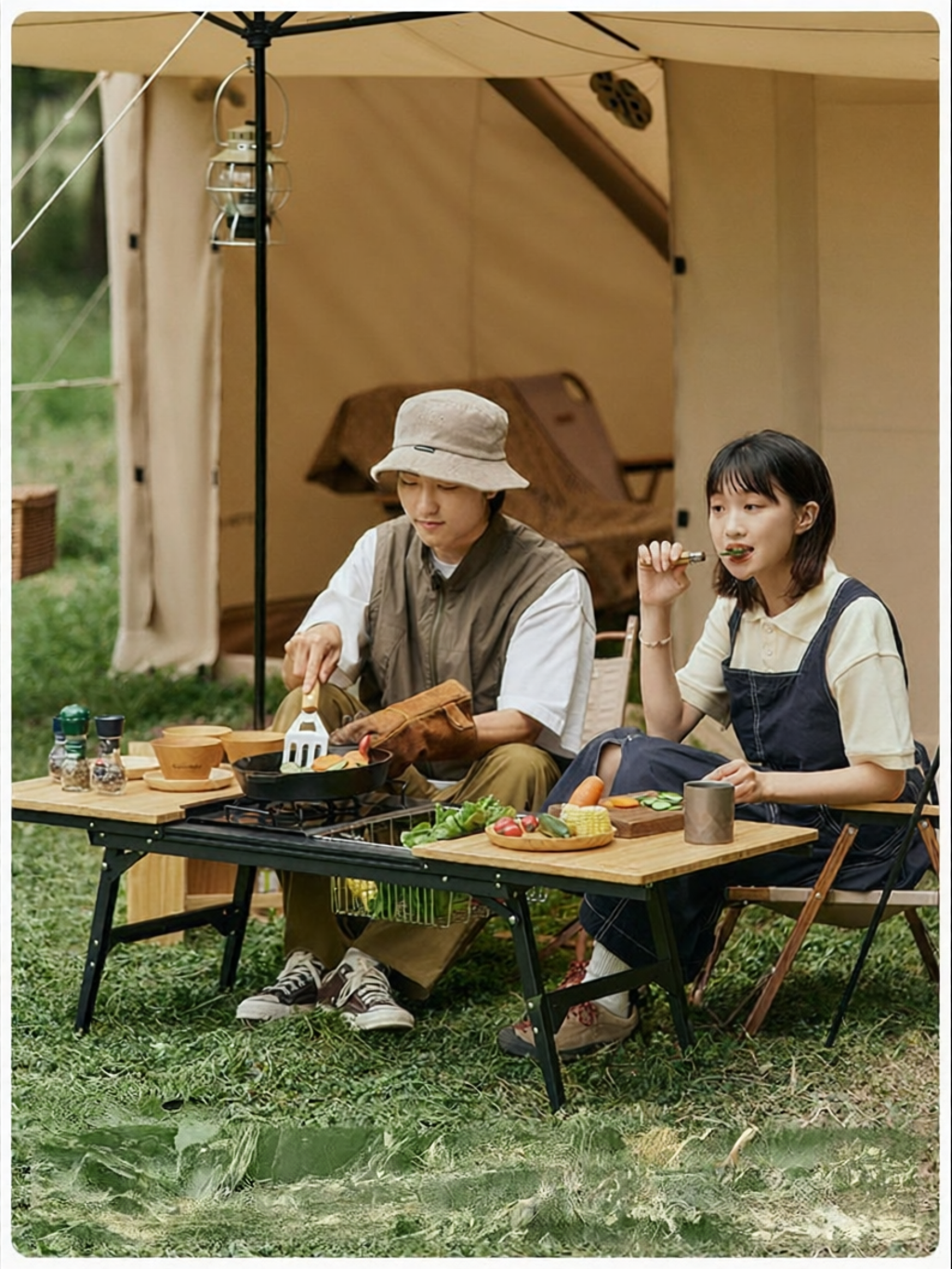 NatureHike | Portable Foldable Outdoor BBQ Bamboo Table ราคา 11,168 บาท*ส่งฟรี