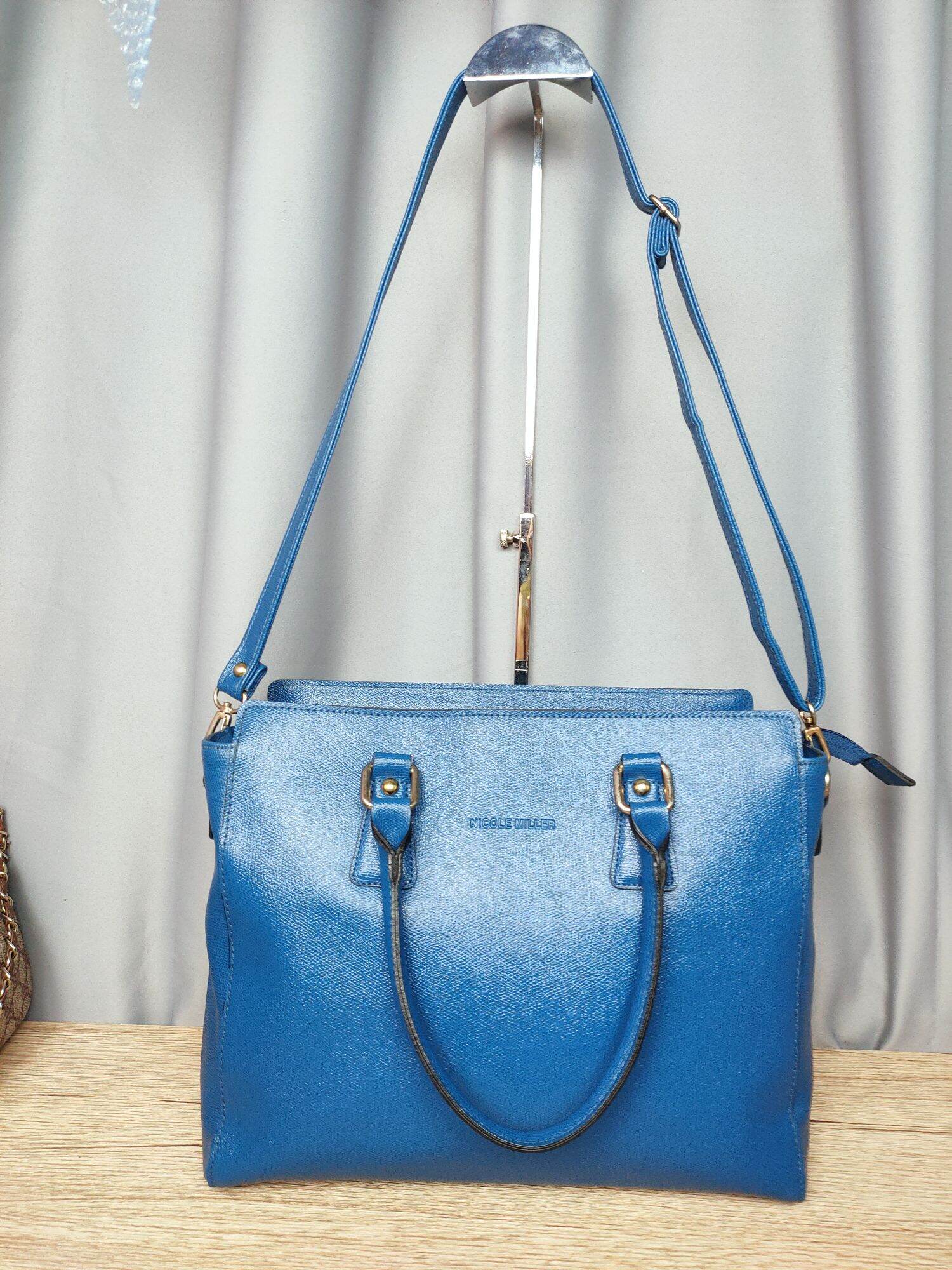 กระเป๋า NICOLE MILLER หนังสีฟ้า ทรง square Tote