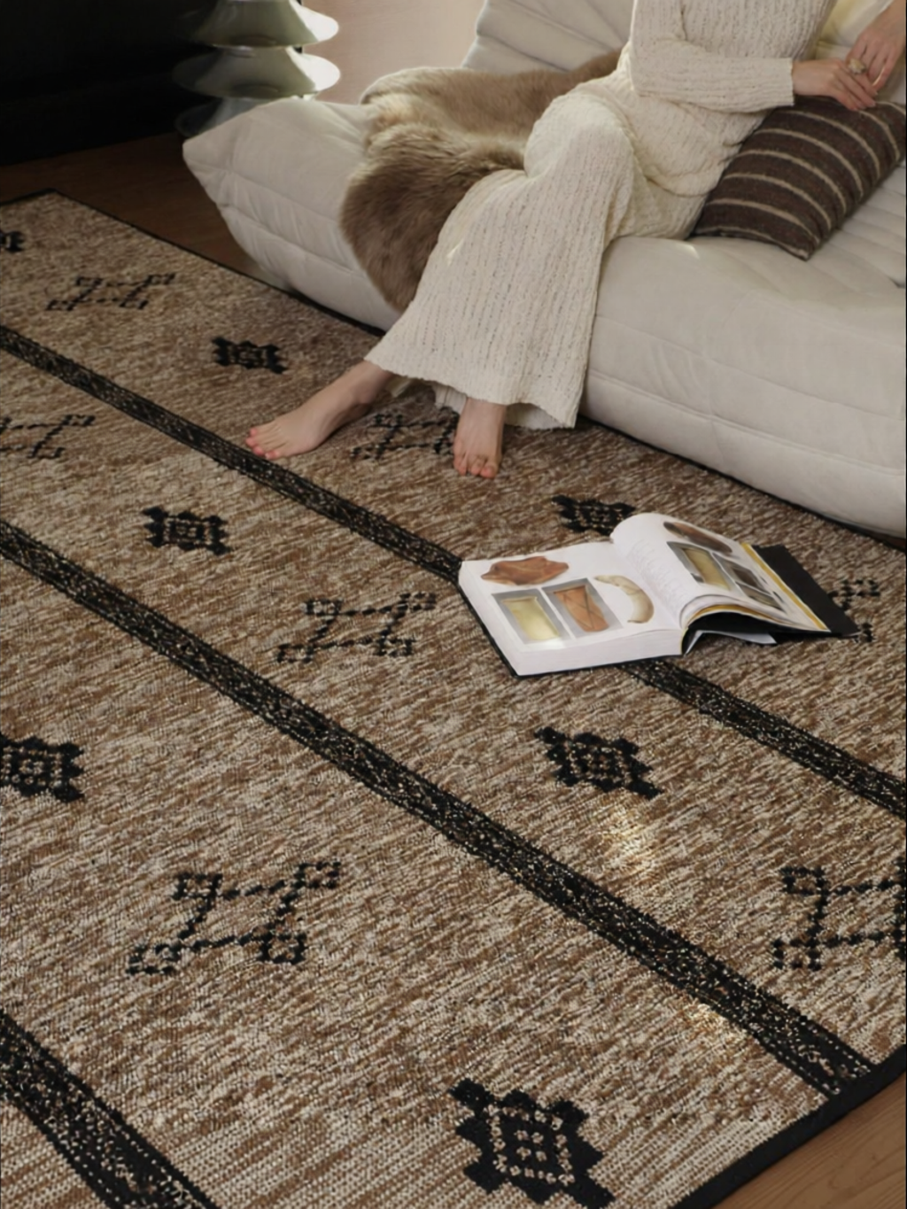 SAIBOSI | Wool Handwoven Adhesive-Free Carpet ราคา 22,044 บาท*ส่งฟรี