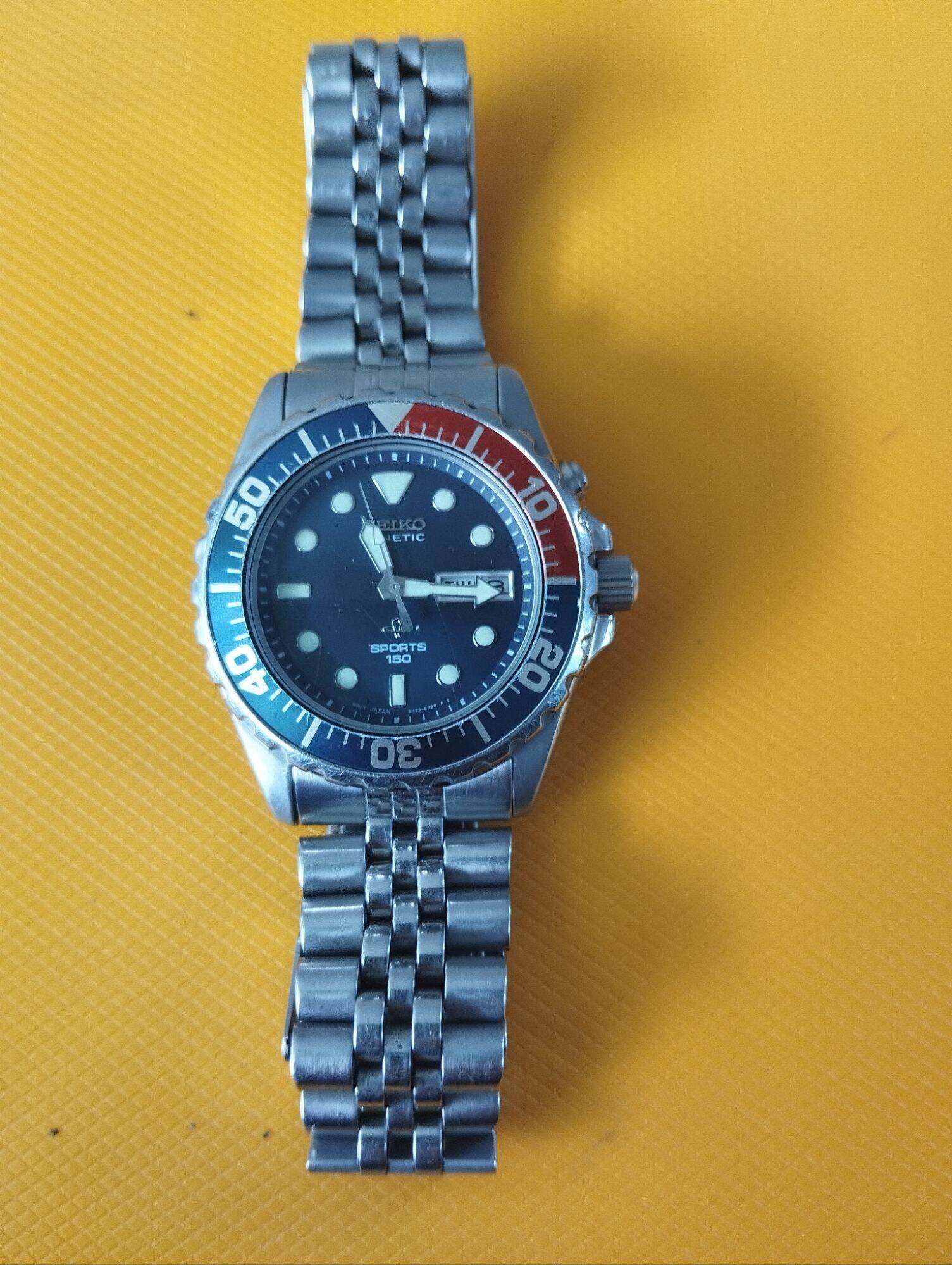 Seiko pepsi vintage,kinetic sports SECOND HAND ราคา 120,000 บาท*ส่งฟรี