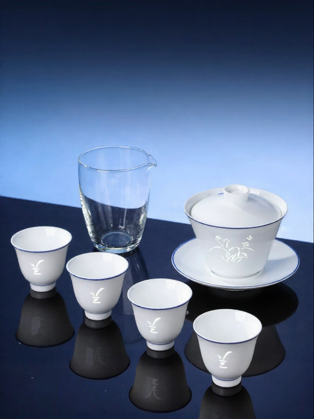 JINGDEZHEN | Blue and White Porcelain Tea Set Gift Box ราคา 4,895 บาท*ส่งฟรี