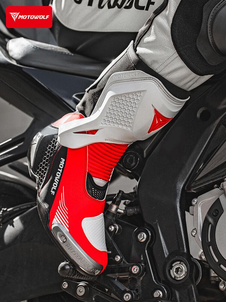 MOTOWOLF | Racing Breathable Fall-resistant Motorcycle Boots ราคา 9,989 บาท*ส่งฟรี