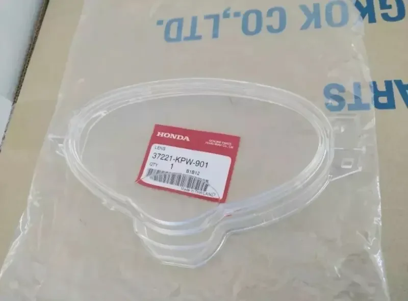 ภาพสินค้าฝาครอบเรือนไมล์/แก้วครอบเรือนไมล์ Honda เวฟ125R,ดรีม125 ️อะไหล่แท้ศูนย์  รหัสอะไหล่ 37221-KPW-901 (Wave 125R,Dream 125) จากร้าน ซีเอฟ มอเตอร์พาร์ท บน Lazada ภาพที่ 2