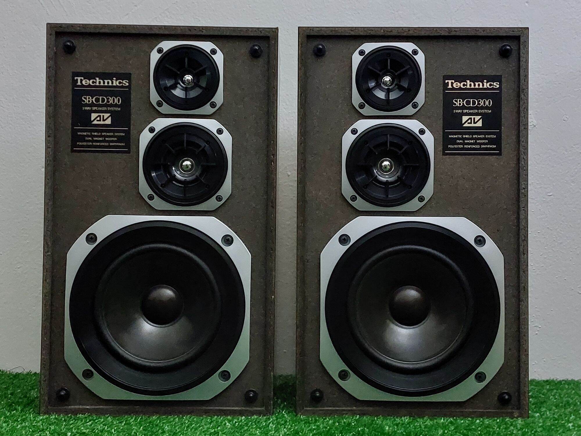 ลำโพง technics SB-CD300 จากญี่ปุ่นมือสอง ส/ก/ย/42/25/19/cm. ดอก