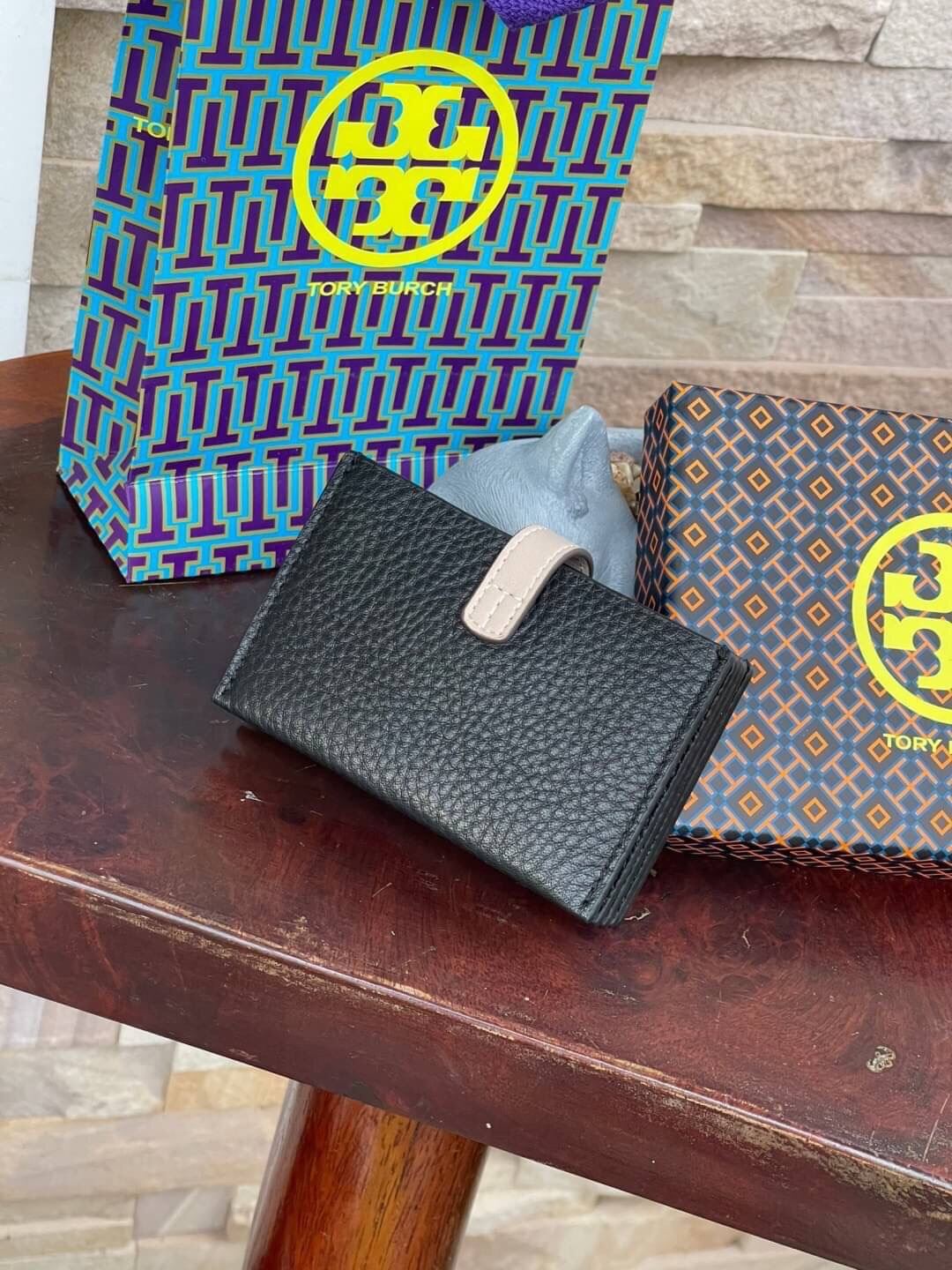 งานช็อป 💕Tory burch walker accordion card case Lazada.co.th