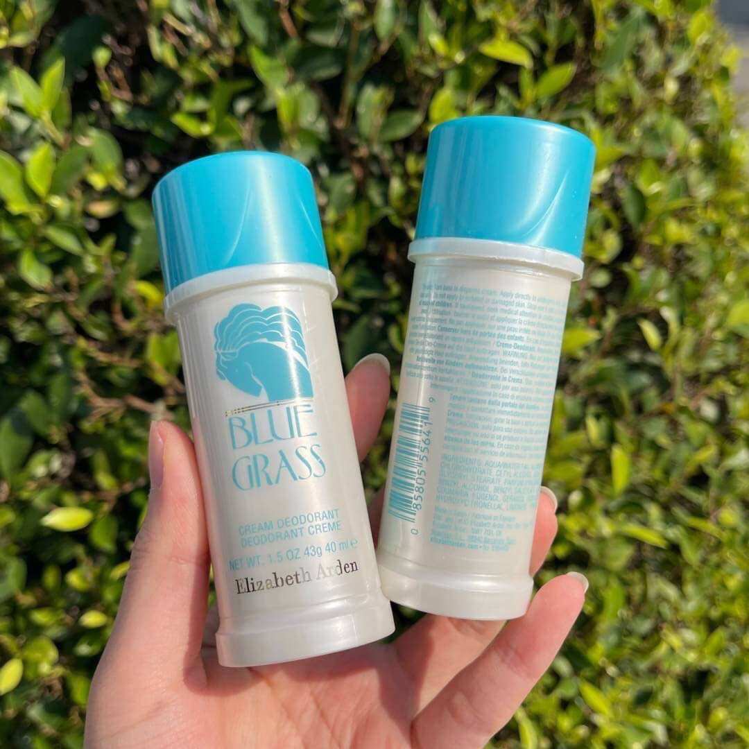 โรลออนแบบครีม บลู กราส ระงับกลิ่นกาย** Elizabeth Arden blue grass