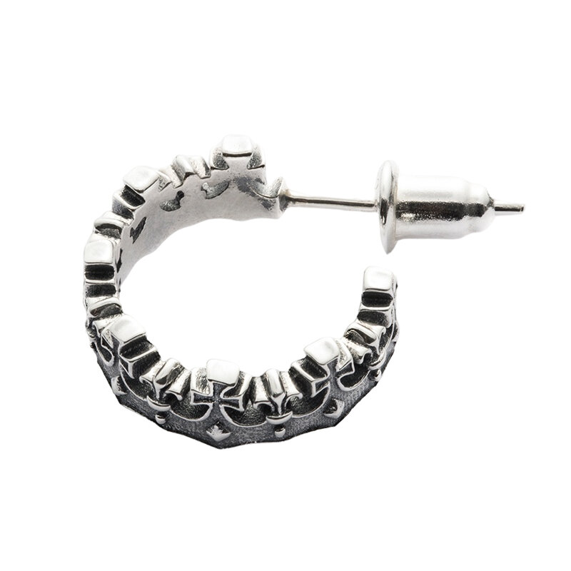 ROCK&RIDE | Sterling Silver Crown Half Moon Earrings for Men ราคา 2,597 บาท*ส่งฟรี