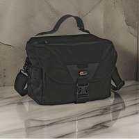 กระเป๋ากล้อง​ camera​ bag Lowepro​ Stealth​ Reporter D550 AW ใบใหญ่มาก