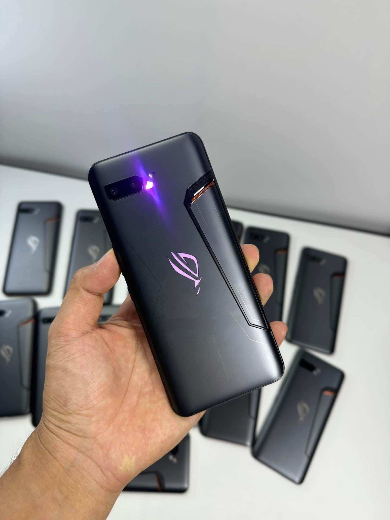 Redmagic Phone 2 smartphone 8/128. ราคา 6,000 บาท*ส่งฟรี