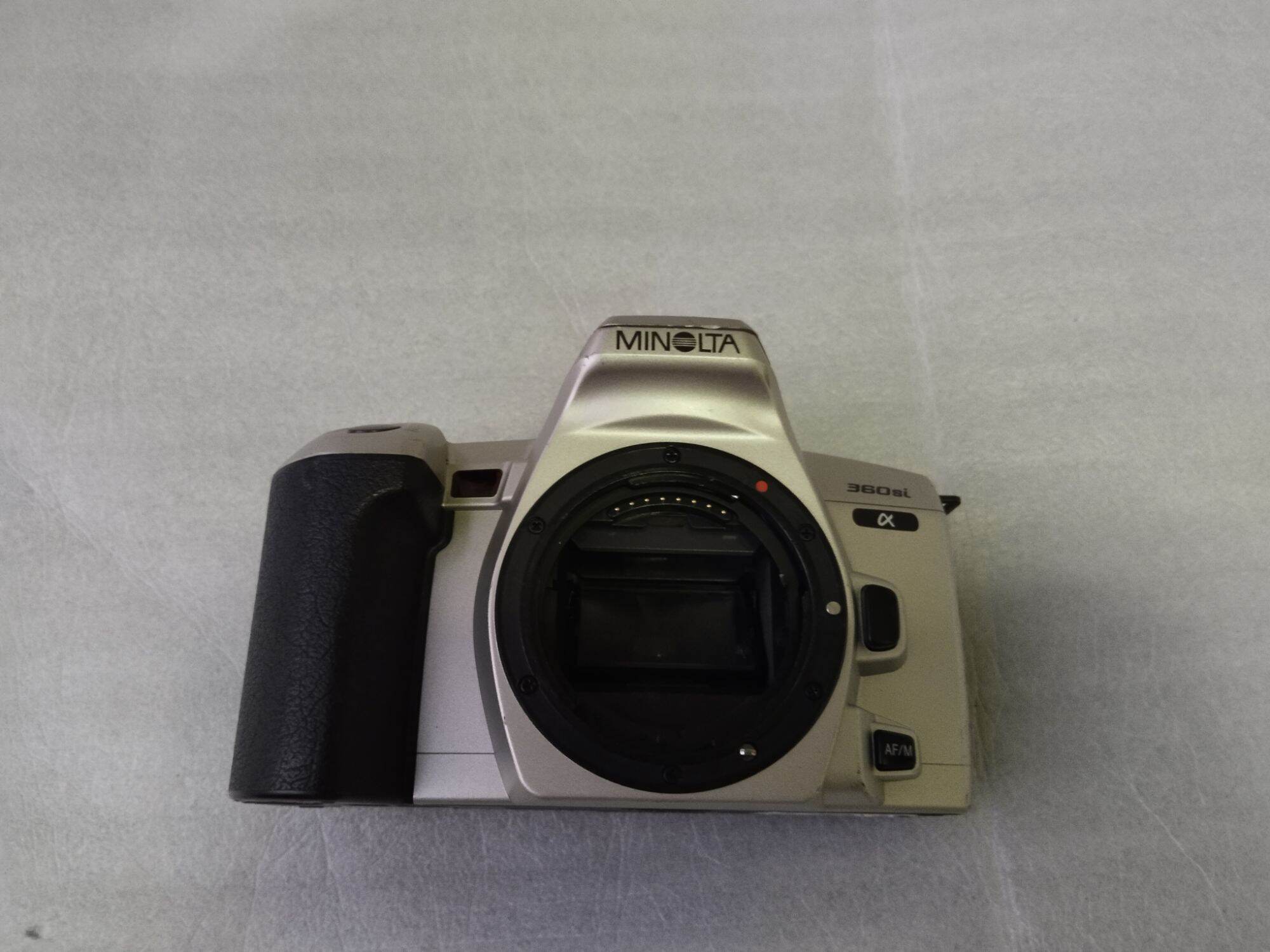 กล้องฟิล์ม​ minolta​ 360si ใช้งานได้ปกติ​ ได้เฉพาะ body​ สวยๆ ราคา 359 บาท*ส่งฟรี