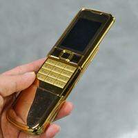 ใหม่คลาสสิก 8800 Slider โทรศัพท์ 2.4 นิ้วหน้าจอ 2G GSM Dual SIM Dual Standby บลูทูธโทรศัพท์มือถือ 240x320 multi-Language